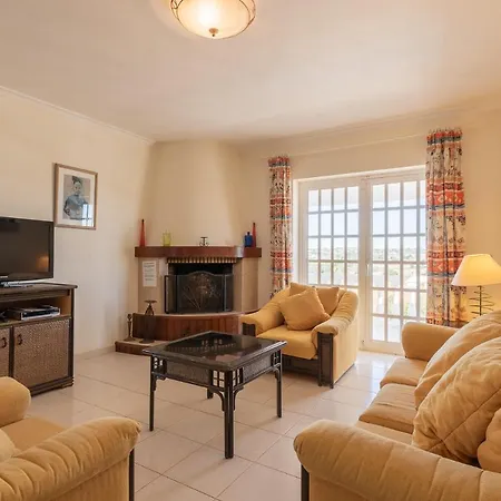 3-bed In 10 Min Drive To The Beach فيلة *