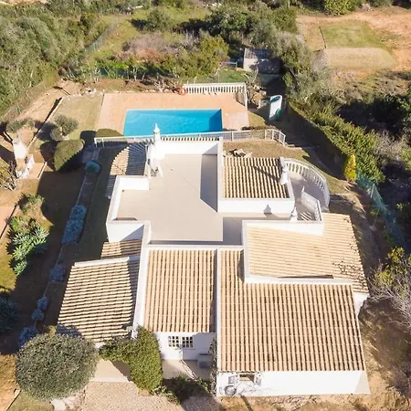 3-bed In 10 Min Drive To The Beach * البوفيرا