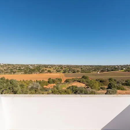 فيلة 3-bed In 10 Min Drive To The Beach