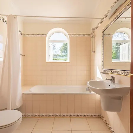 فيلة 3-bed In 10 Min Drive To The Beach البوفيرا